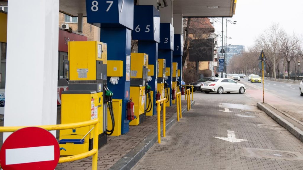 Benzina, sub 8,4 lei! Motorina s-a ieftinit considerabil, joi, în România