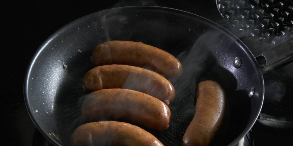 Cârnații Durdulii de la Matache Măcelaru’, alegeri populare pentru mesele rapide Cârnații Durdulii, produși de Matache Măcelaru’, devin din ce în ce mai preferați pentru mesele de zi cu zi ale românilor