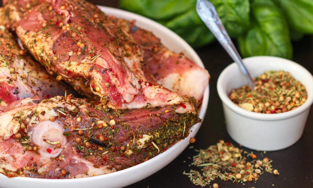 Mielul perfect, fără miros! Trucuri simple pentru masa de Paște