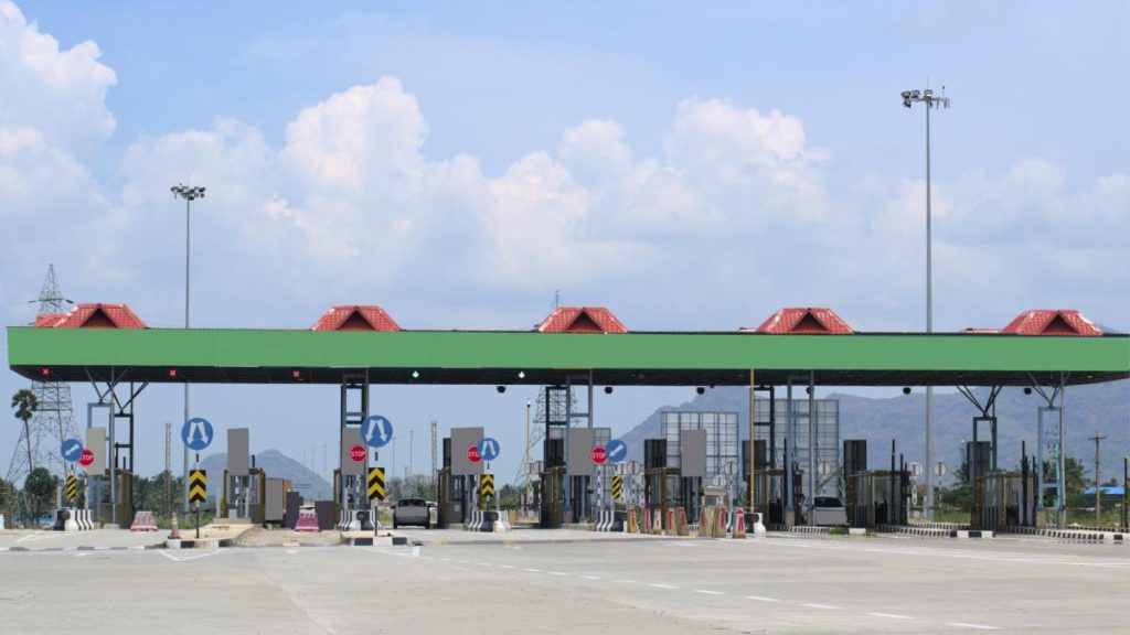 Fraudă colosală în INDIA: Escroci încasează 700.000 de euro de la șoferi