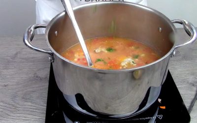 Atenție la ciorba de curcan: Condimentul care-i dă gustul peste cap!