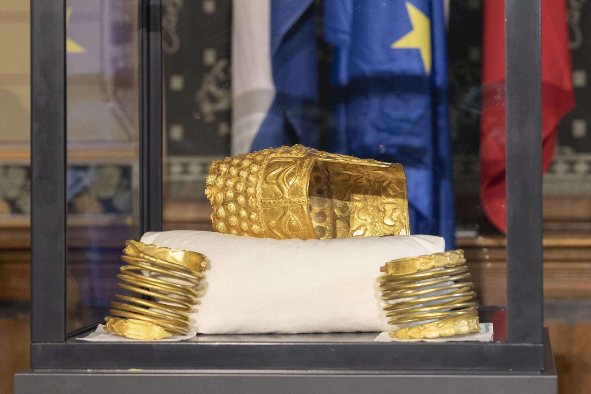 De ce UN suspect din jaful coifului de la Coțofenești refuză cooperarea