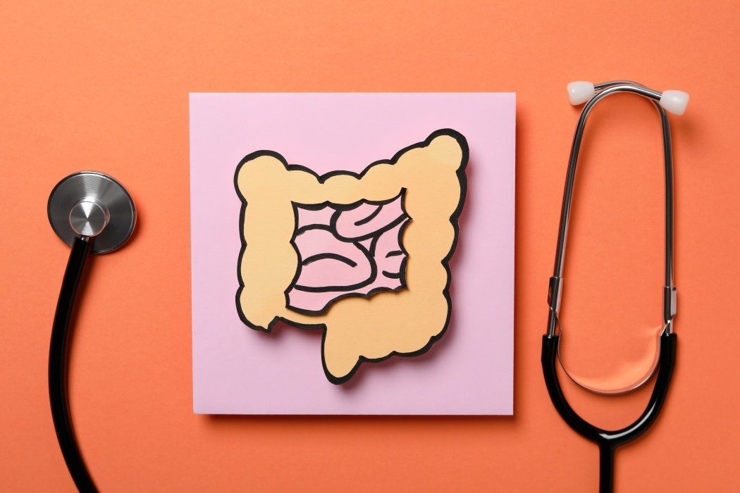 Un băiețel de 8 ani primește un diagnostic crunt după ce a fost tratat inițial pentru constipație