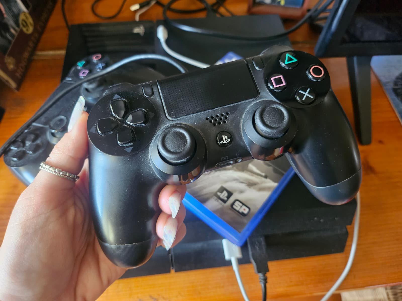 Achizițiile de accesorii pentru device-uri au devenit o piață estompără și adesea plină de capcane