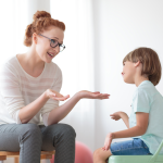 Raluca Turcan (PNL) lovește: Consiliere psihologică GRATUITĂ pentru părinți și tutori