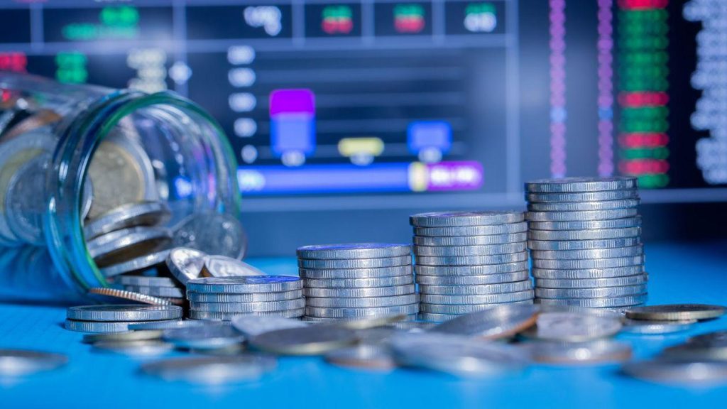 România umflă prețurile: Inflația triplează media din Europa