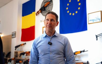 Șeful Sig Sauer, în România: Negocieri pentru contracte cu firme locale