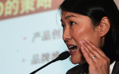 Chinezoaica devenită miliardară: De la fabrică, la avere fabuloasă