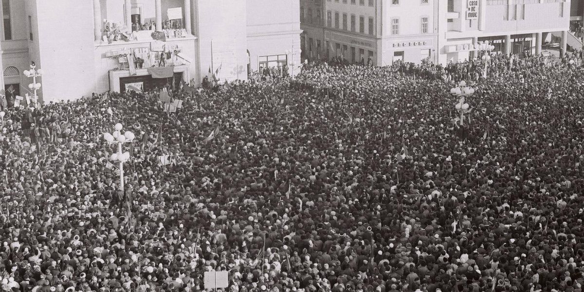 Societatea Timișoara sare la apărarea lui Bolojan, criticat de PSD