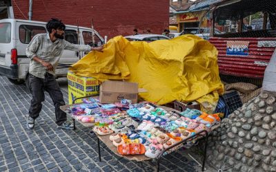 De ce kazmirienii donează AUR pentru oamenii simpli din Iran