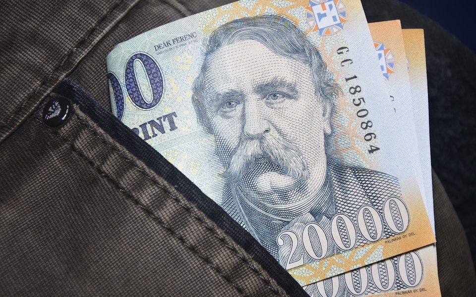 Forintul Ungariei, la cel mai înalt nivel după eșecul lui Orban