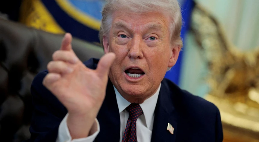 Trump anunță implicarea NATO în criza din Strâmtoarea Ormuz