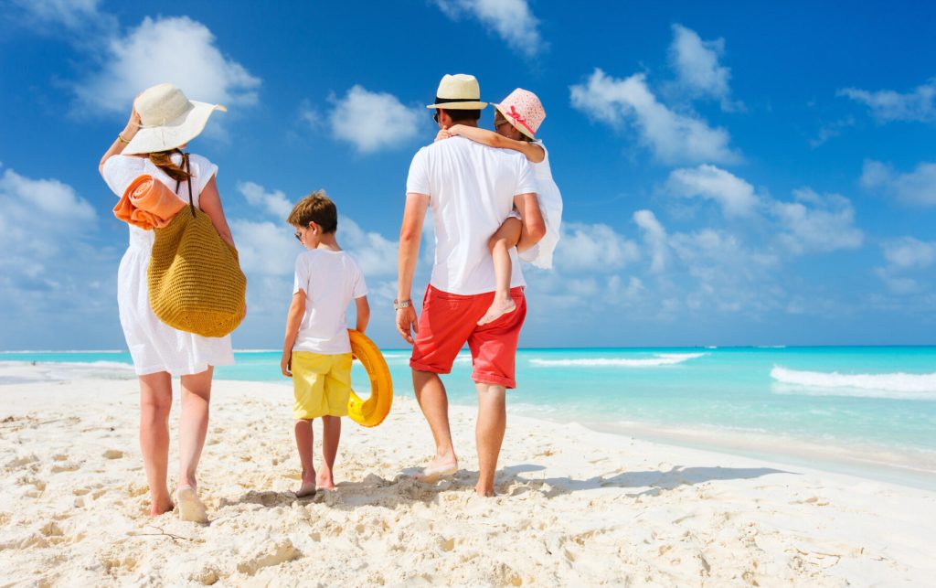 Mai: Românii, în weekend prelungit. Ce destinații aleg?