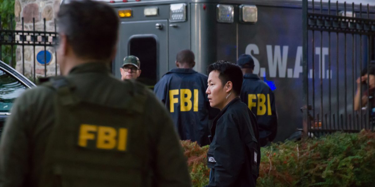 Rețea rusească de spionaj, destructurată de FBI și SRI. Avertisment pentru populație