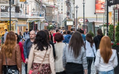 Criza politică lovește portofelul românilor? Economiștii trag semnale de alarmă