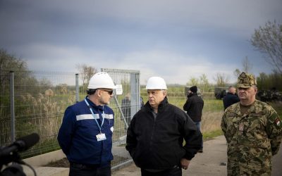 Fostul lider al țării atacă dur în contextul crizei politice și alegerilor mai puțin convingătoare Fostul premier al României și actualul opozant politic a susținut recent că președintele în exercițiu, Viktor Orbán, nu mai are capacitatea de a conduce eficient țara, în contextul unor evenimente care par să influențeze direcția politică și securitatea regiunii