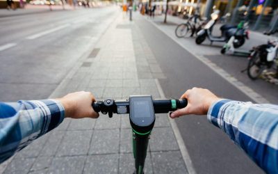 Comisia Europeană, propunere șoc: o zi de muncă de acasă și transport mai ieftin