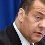 Medvedev, redactor-șef: Ce vor învăța copiii ruși despre lume