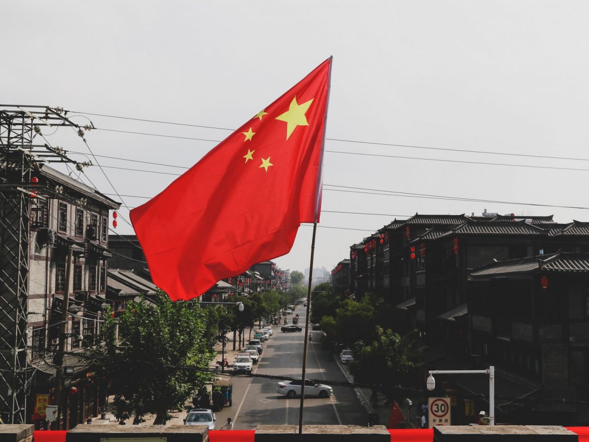 Președintele Chinei, Xi Jinping, a solicitat accelerarea planificării și construcției unui nou sistem energetic național pentru a asigura securitatea energetică a țării, într-un context global marcat de instabilitate și șocuri în sectorul energetic