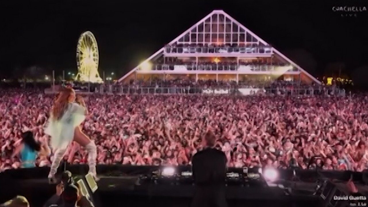 Jennifer Lopez, show incendiar la Coachella: apariție-șoc pe scenă!