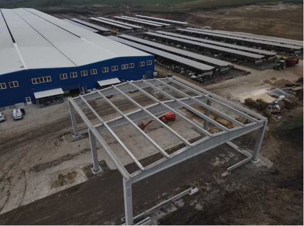 fabrica-dn-agrar.jpg - StiriAlese