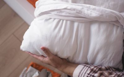 Cât de des schimbi față de pernă? Află secretul pentru un somn bun și sănătos