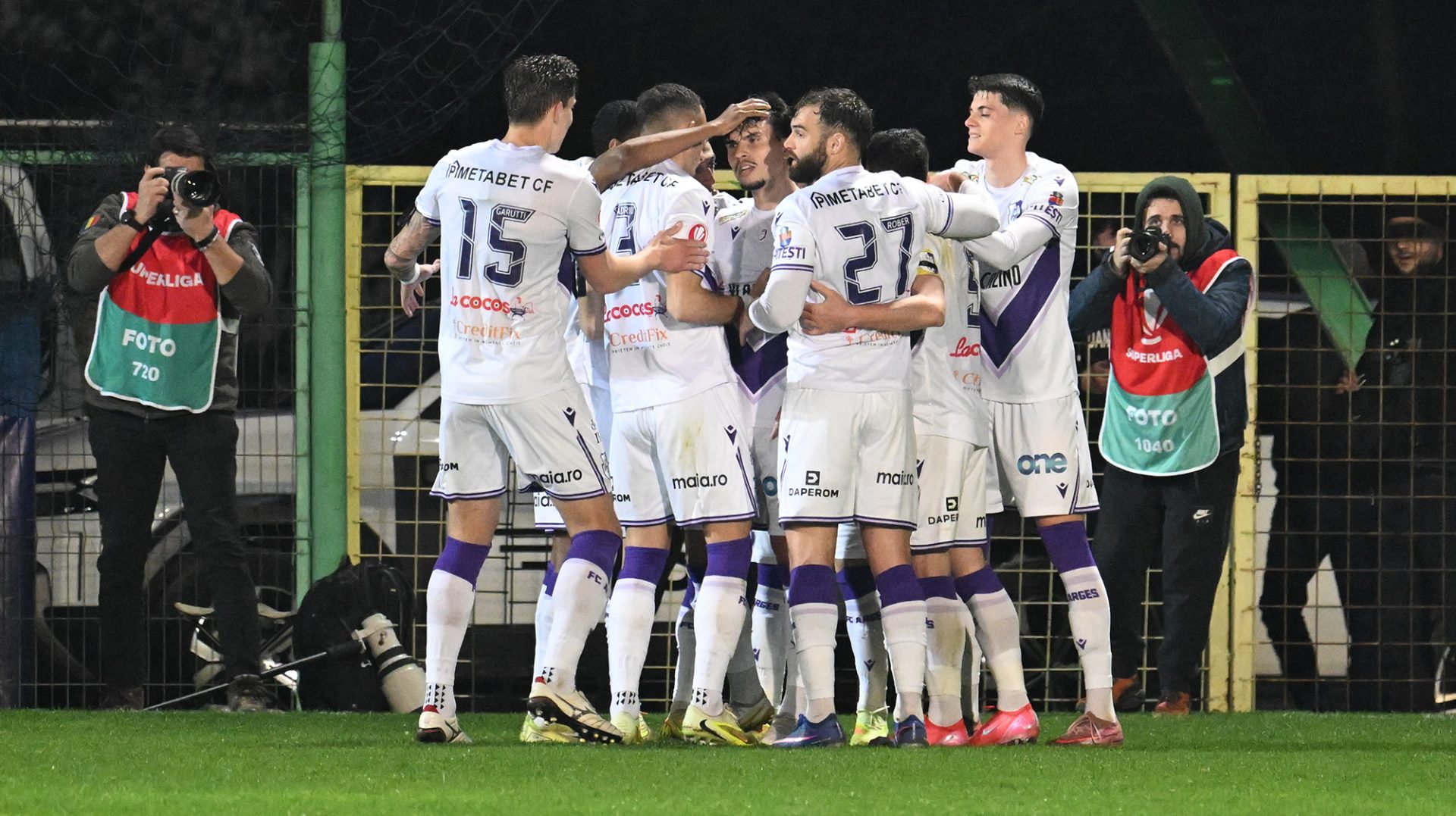Dinamo și FC Argeș s-au întâlnit în această seară pe Stadionul Orășenesc din Mioveni, într-un meci crucial din etapa a 3-a a play-off-ului Superligii