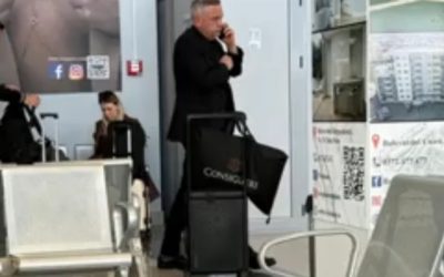 Barbu, cu geantă Louis Vuitton de 5.000 de euro: „Nu știu ce e!”