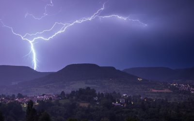 Bulgar mort pe munte, lovit de fulger