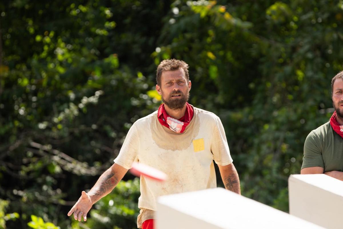 Gabi Tamaș, scandal la Survivor: alergat concurenți cu toporul. Ce a decis Antena 1