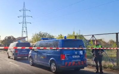 Dronă ucigașă la Galați: Anexă distrusă, stâlp doborât. Evacuare de urgență