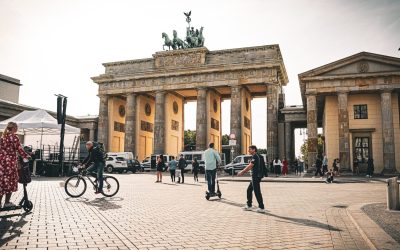 Berlin: Turiștii, plătiți să strângă deșeuri. O idee bună pentru Europa