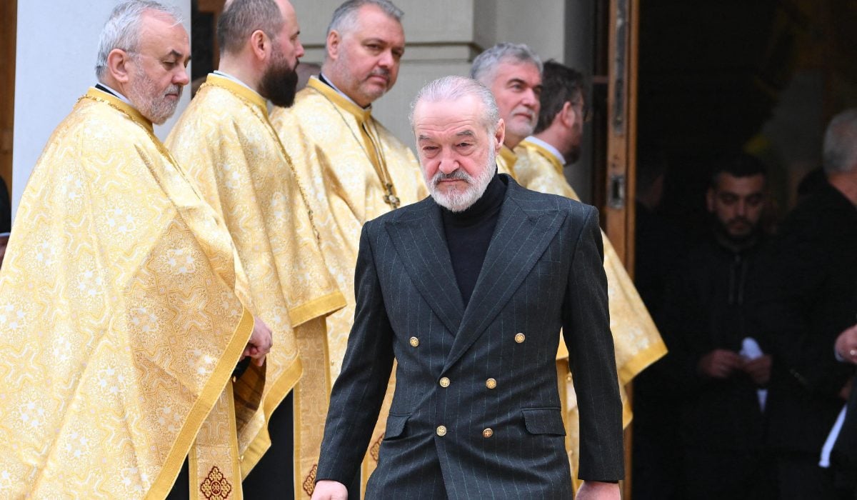 Becali, furios după ce i-a fost reținut permisul: „Șoseaua era liberă, băi!”
