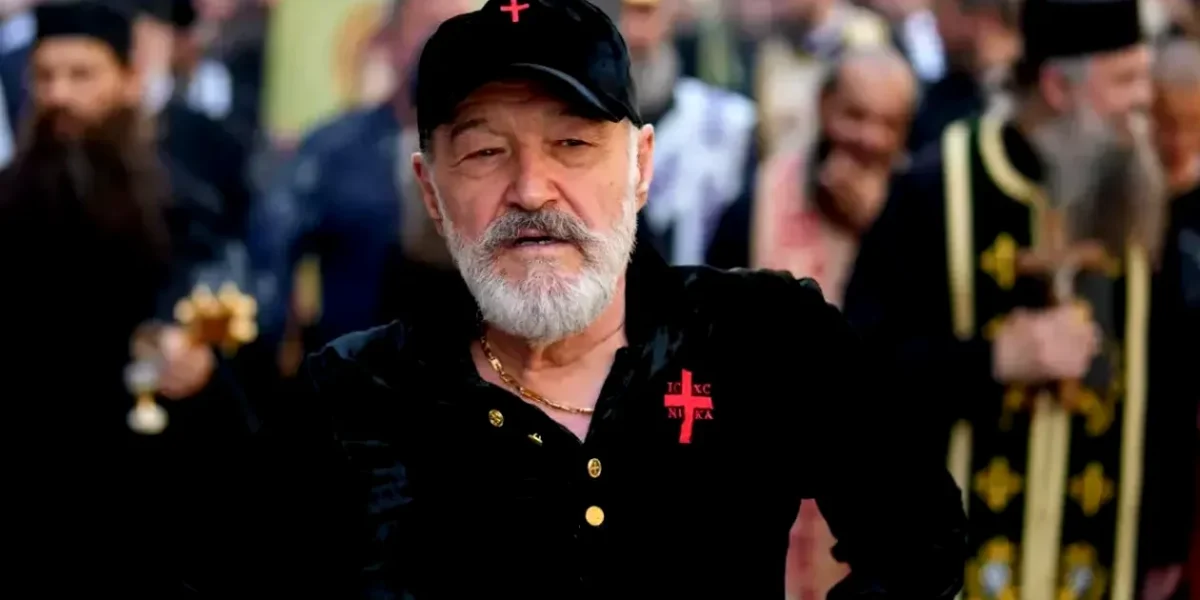 Becali îngroapă 20 de milioane de euro într-un buncăr antiatomic secret, uluitor