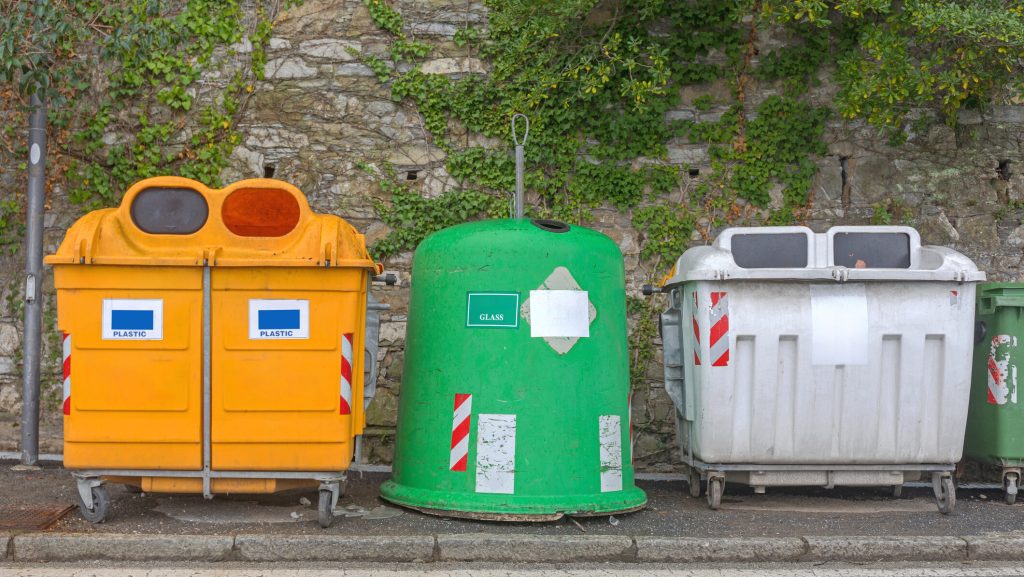 Reciclarea, OBLIGATORIE în UE și România: Ce schimbări vin până în 2030