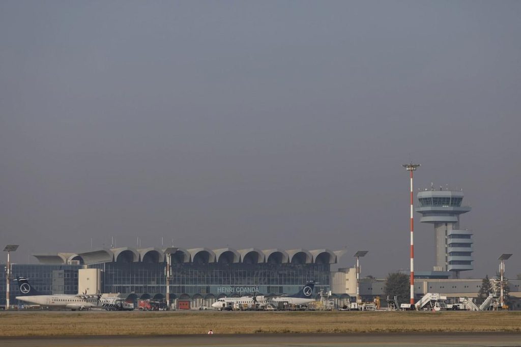 Tunel subteran la Aeroportul Henri Coandă: Fluieră traficul spre București