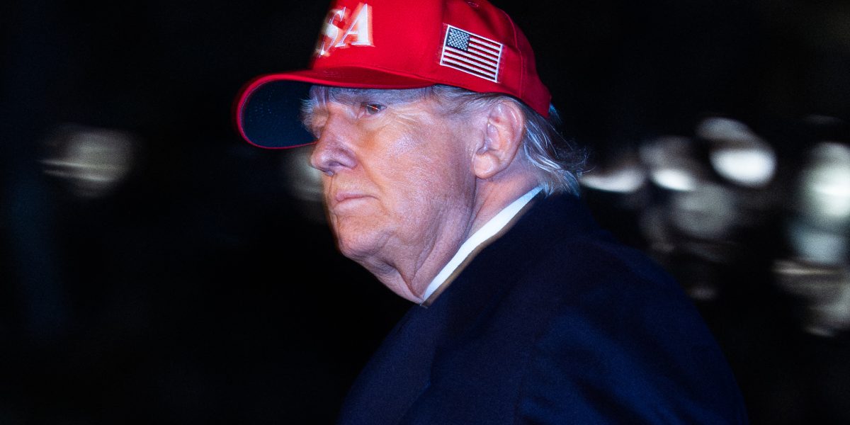 Americanii, tot mai supărați pe Donald Trump: Inflația lovește din nou