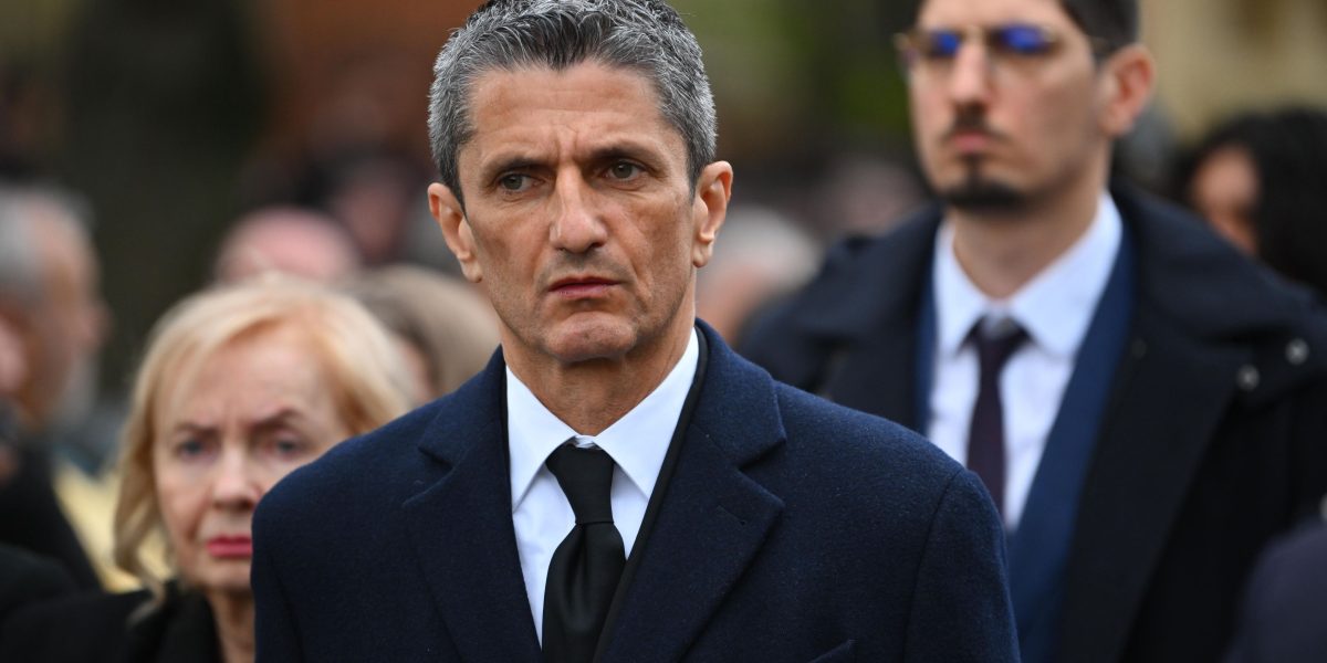 Răzvan Lucescu, la înmormântarea lui Mircea: „A iubit România din tot sufletul”