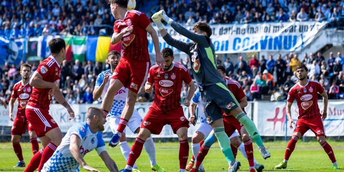 Sepsi: Patronul apropiat al lui Orban, ”a citit cu durere” despre finanțări