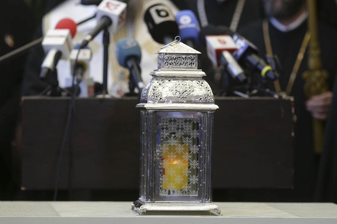 Lumina Sfântă de la Ierusalim ajunge în România de Paște