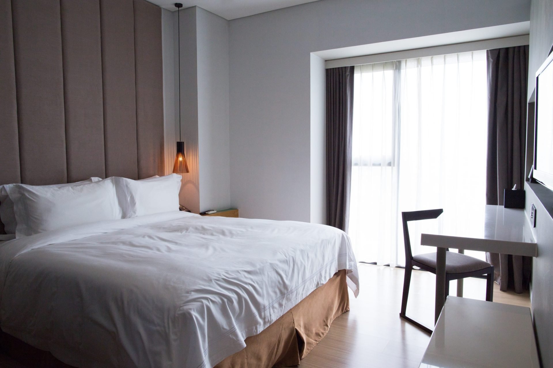 O inspecție rapidă a hotelului poate dezvălui dacă spațiul este cu adevărat curat sau doar aranjat superficial