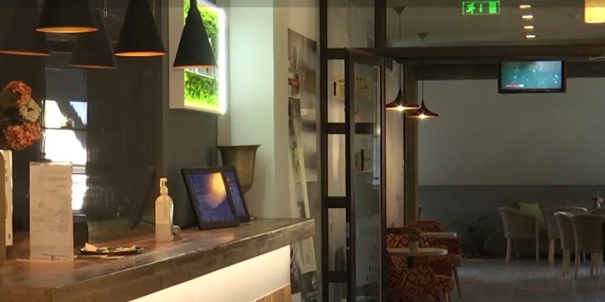 Stațiuni pustii de Paște: Hotelierii, disperați. „Anulări peste anulări!”