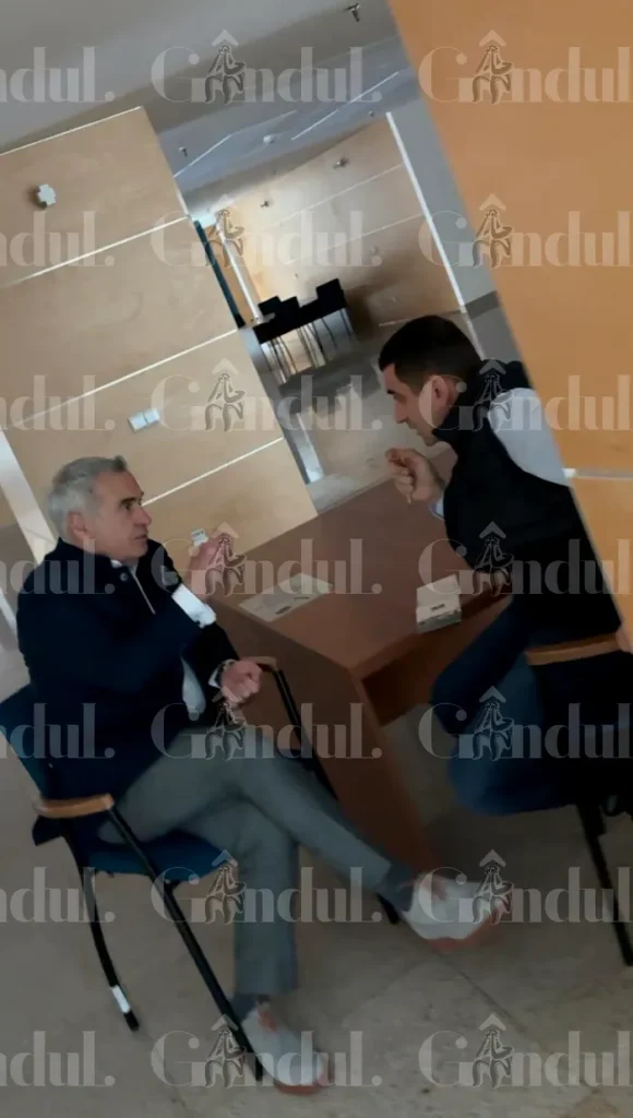 Simion și Georgescu, întâlnire secretă înaintea unei posibile rupturi politice