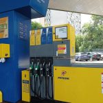 Benzina și motorina, ieftinire majoră la Petrom azi dimineață. Rivalii mută surprinzător