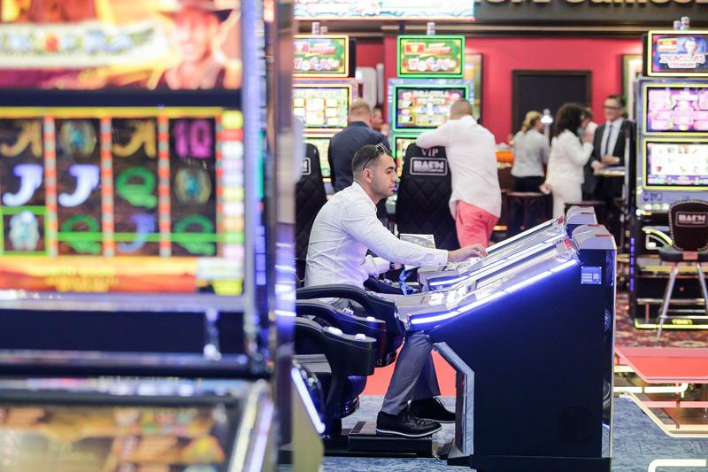 Orașul refuză interzicerea jocurilor de noroc. Ce alternative propune?