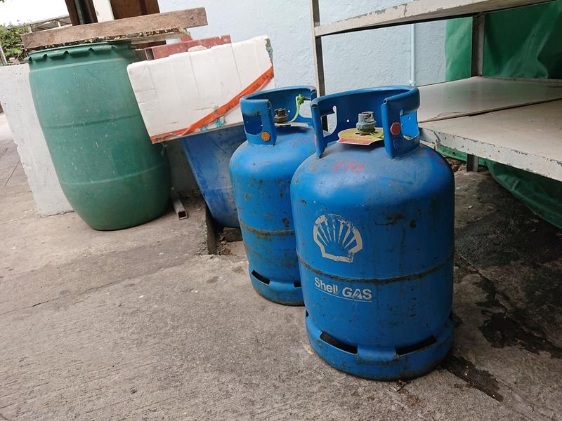 image-2023-09-10-26522881-41-butelii-gaz.jpg - StiriAlese