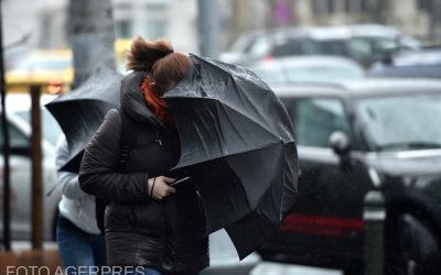 ANM avertizează: Frig crunt, vânt puternic și ninsori la munte