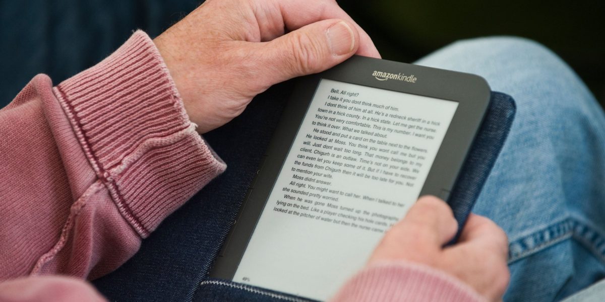 Kindle-urile VECHI, uitate de Amazon: fără update-uri și asistență