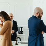 AI ne schimbă viețile: Relații puse la încercare. Pierdem vocea în fața tehnologiei?