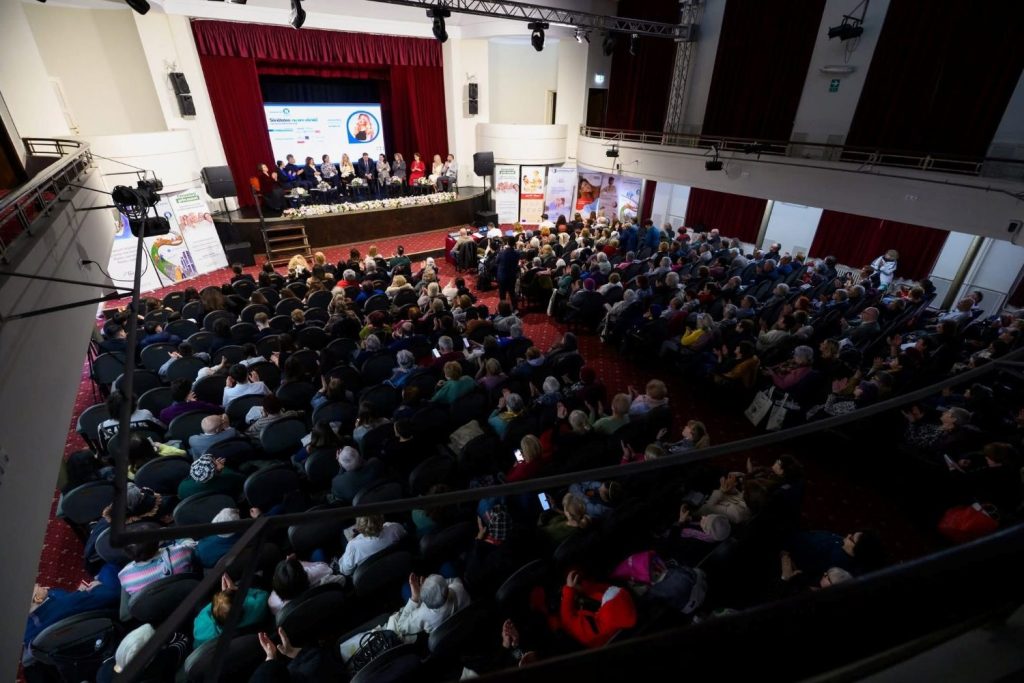 Carmen Orban, senator buzoian, a anunțat intenția de a depune în Parlament o inițiativă legislativă pentru instituirea Zilei Vârstnicului, zi ce va fi celebrată anual pe 1 octombrie